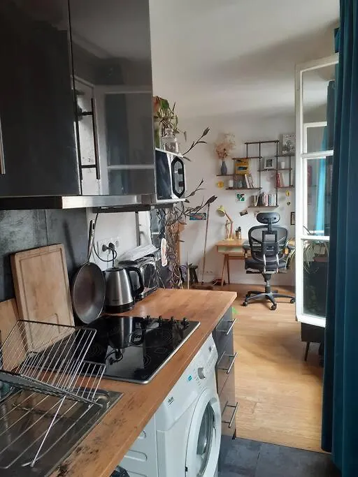 Bienvenue Au Studio Central Párizs